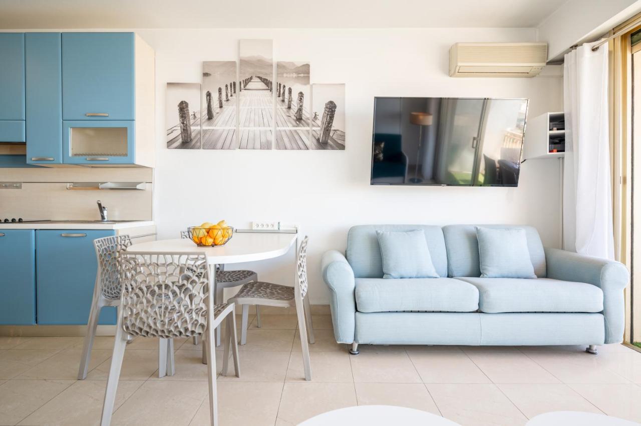 La Grande Palmeraie - Spacieux Avec Vue Mer, Terrasse, Port De Garavan Appartement *