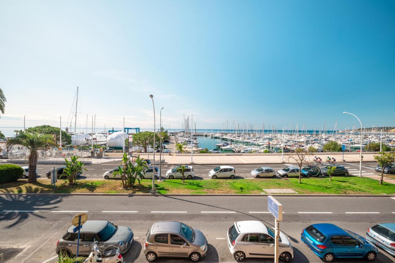 Apartment La Grande Palmeraie - Spacieux Avec Vue Mer, Terrasse, Port De Garavan *